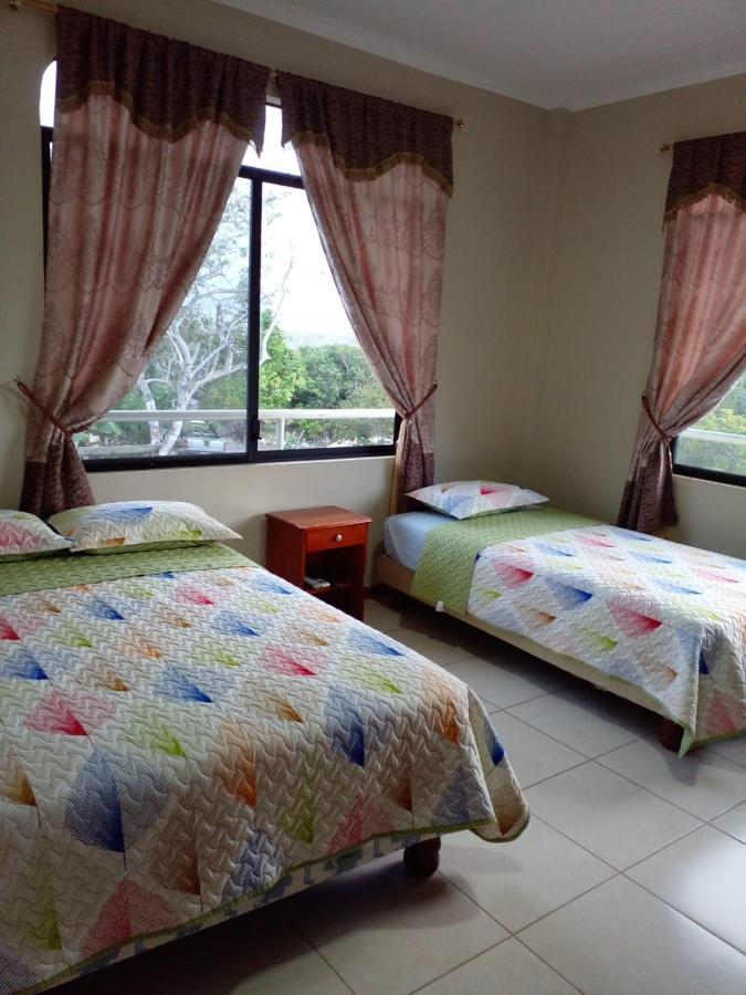 Cucuve Eco Hostal ปูแอร์โต บาเกริโซ โมเรโน ภายนอก รูปภาพ